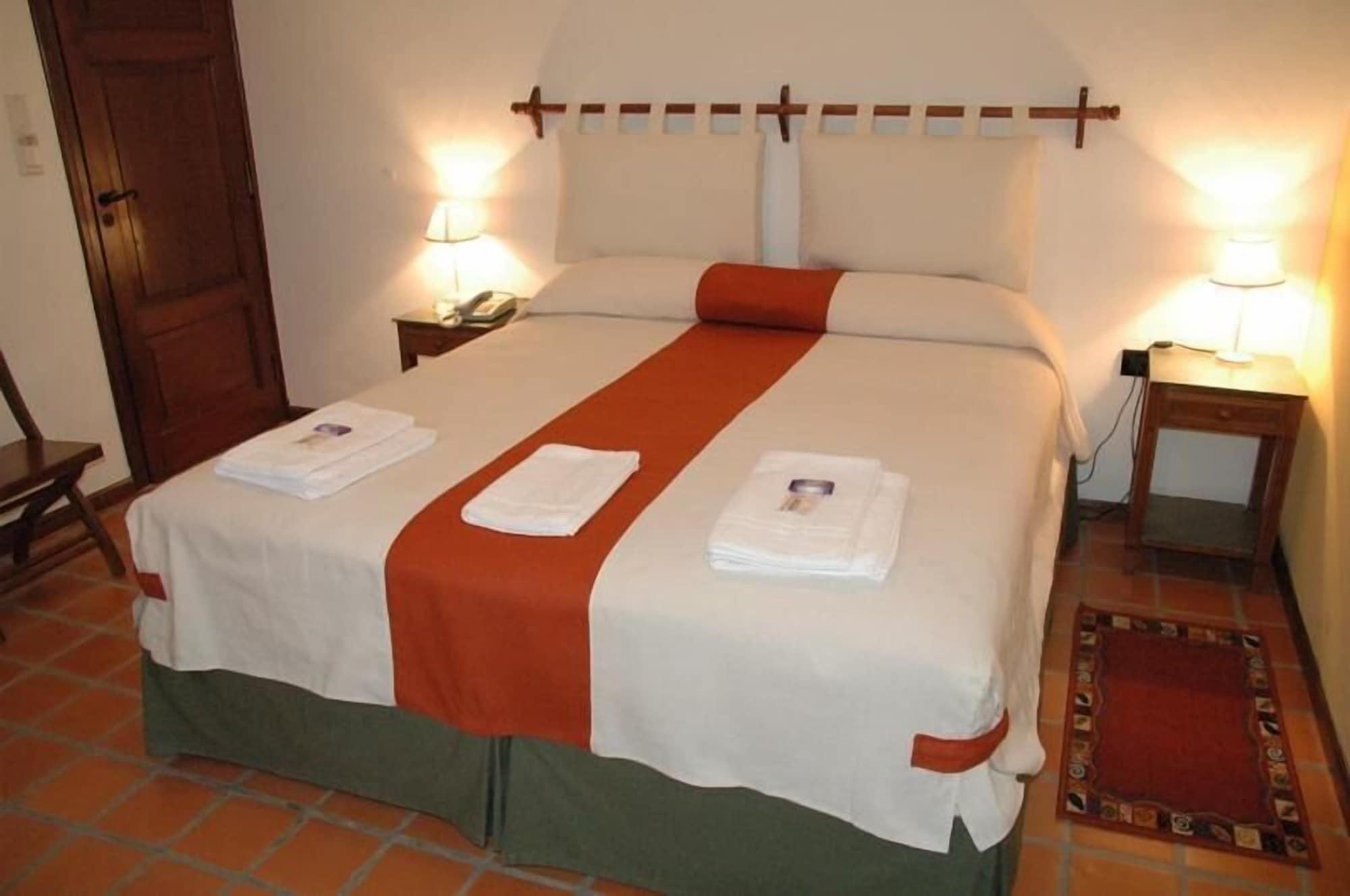 Donna Alda Hotel Salta Room photo